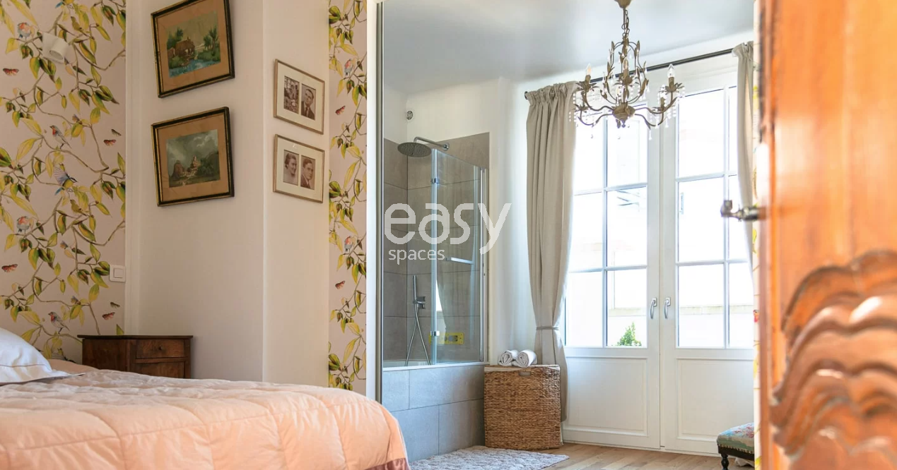 A unique and unconventional space available for rent for filming purposes in Paris, FRANCE